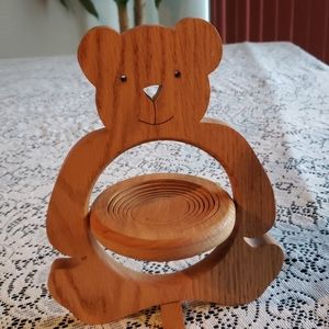 Shaped Expandable Bear Basket.